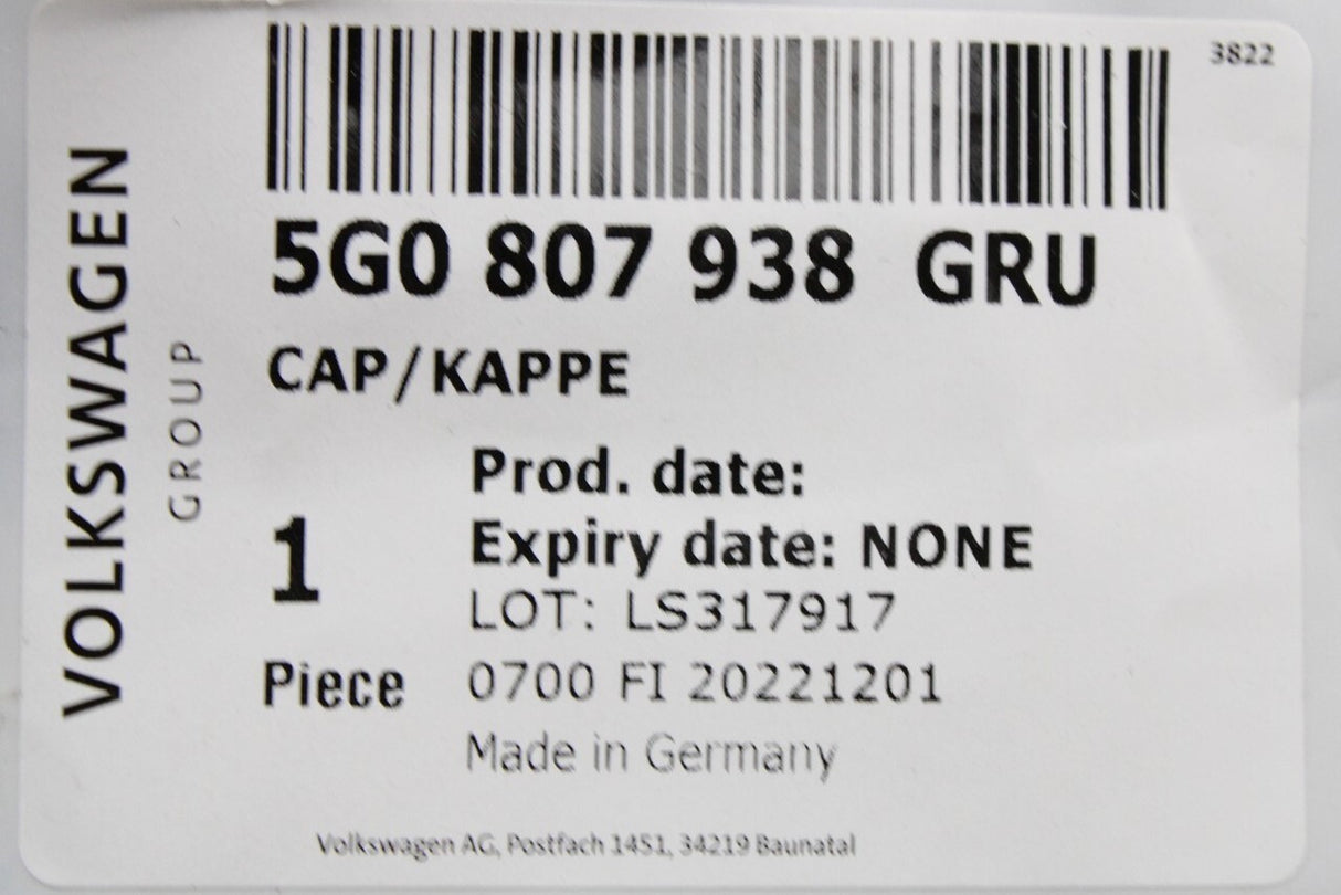 VW Golf MK7.5 2017-20 headlight washer jet cover (right) 5G0807938 GRU