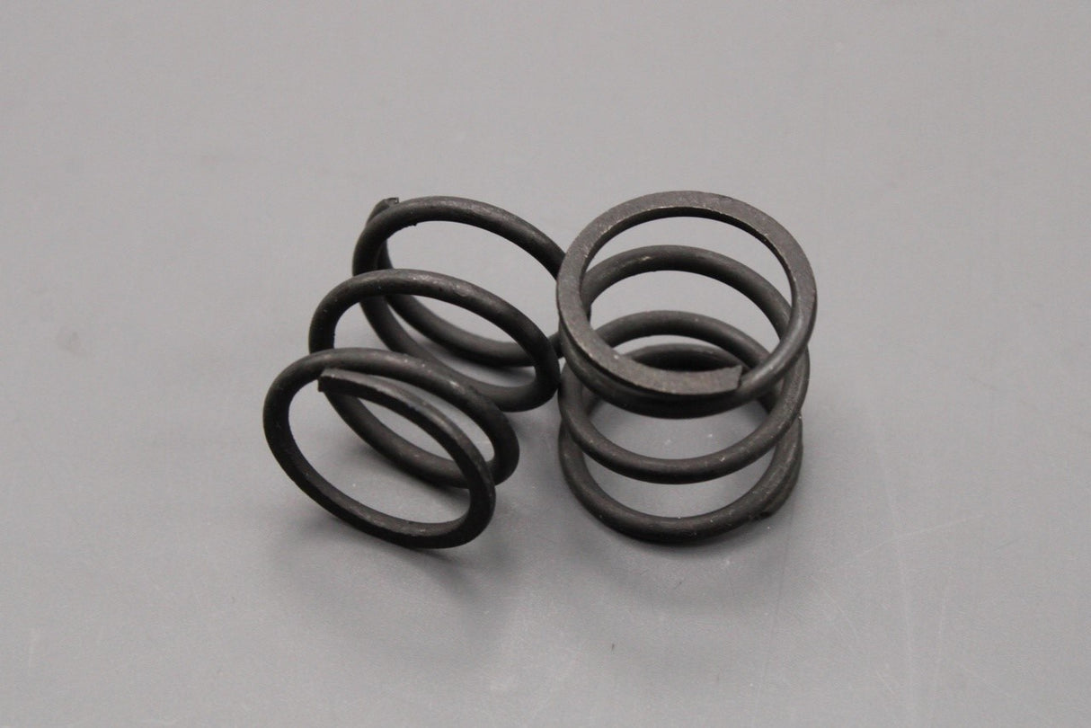 Land Rover Defender Discovery 2 handbrake shoe spring kit ICW100050