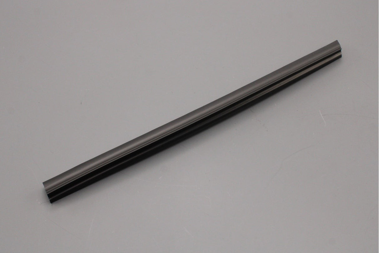 VW Transporter T5 T5.1 T6 T6.1 front door lower seal (left & right) 7H0837565A / 7H0837566A
