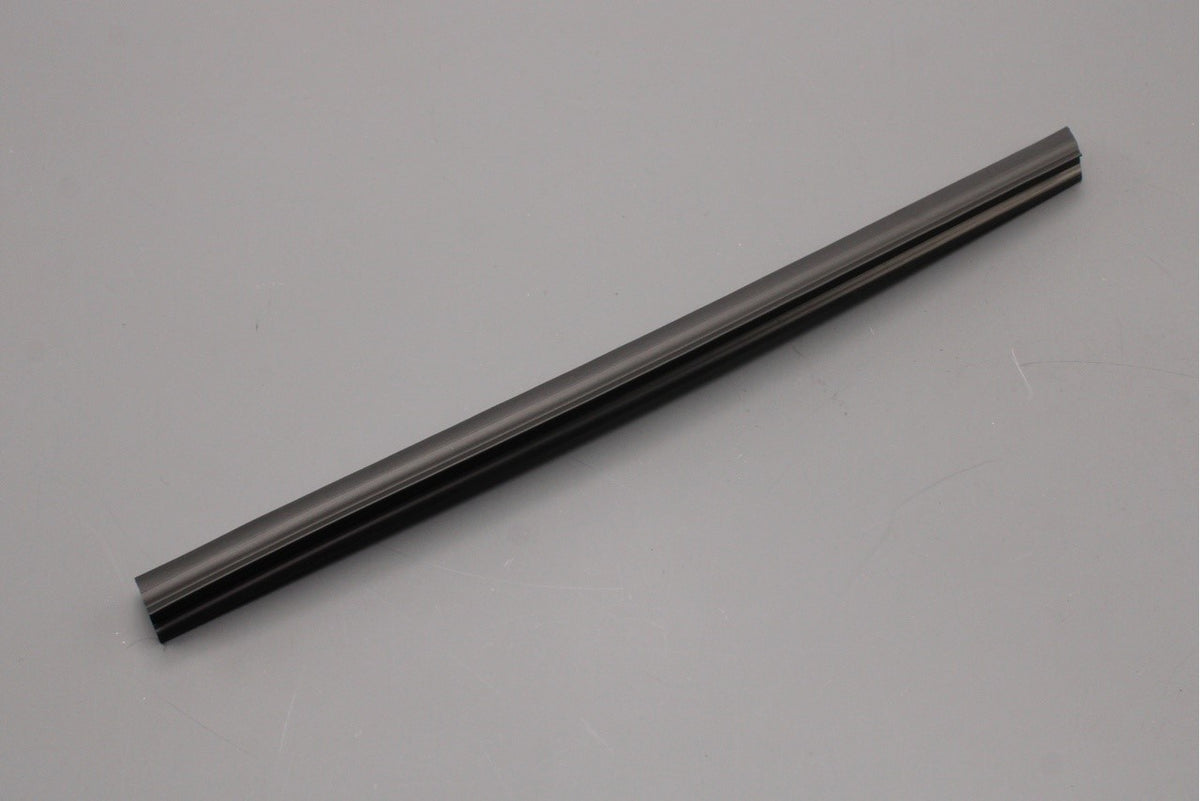 VW Transporter T5 T5.1 T6 T6.1 wheel arch door seal (left) 7H0837565A, view 1