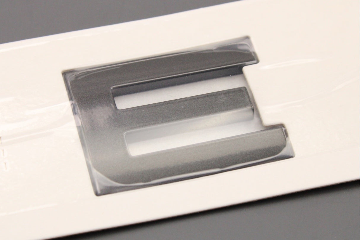 Range Rover Evoque 2012-2018 rear 'ROVER' badge emblem LR096651