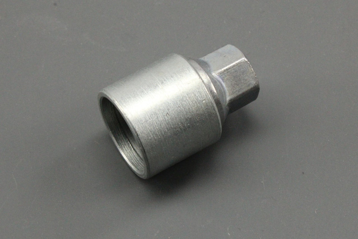 Audi locking wheel nut key adapter (802) V03839141GC, view 1
