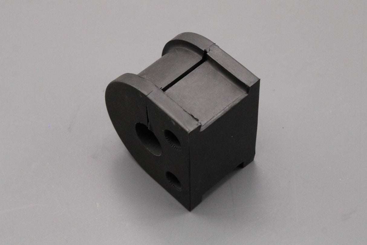 Land Rover Defender Range Rover rear anti-roll bar bush (x1) NTC7394