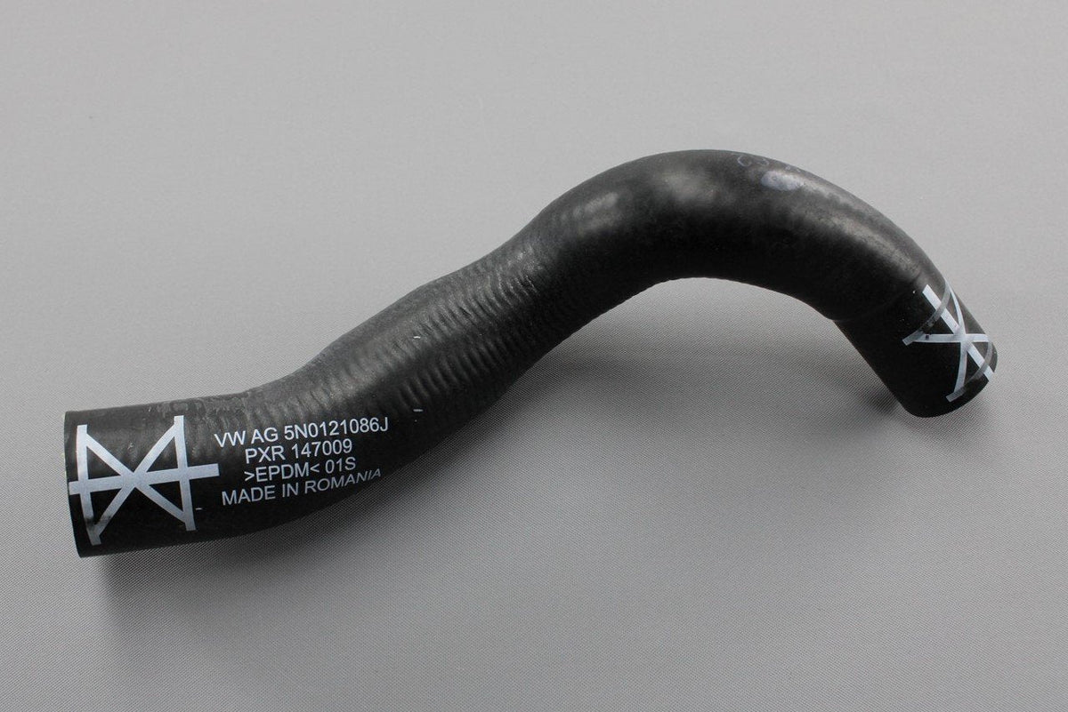 VW Tiguan Audi Q3 Skoda SEAT rubber coolant hose (2.0 TDI) 5N0121086J, view 1