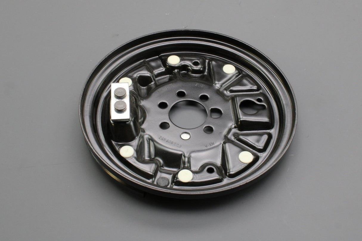 VW Polo 6R 2010-2014 rear brake drum backing plates set 6R0609426 / 425