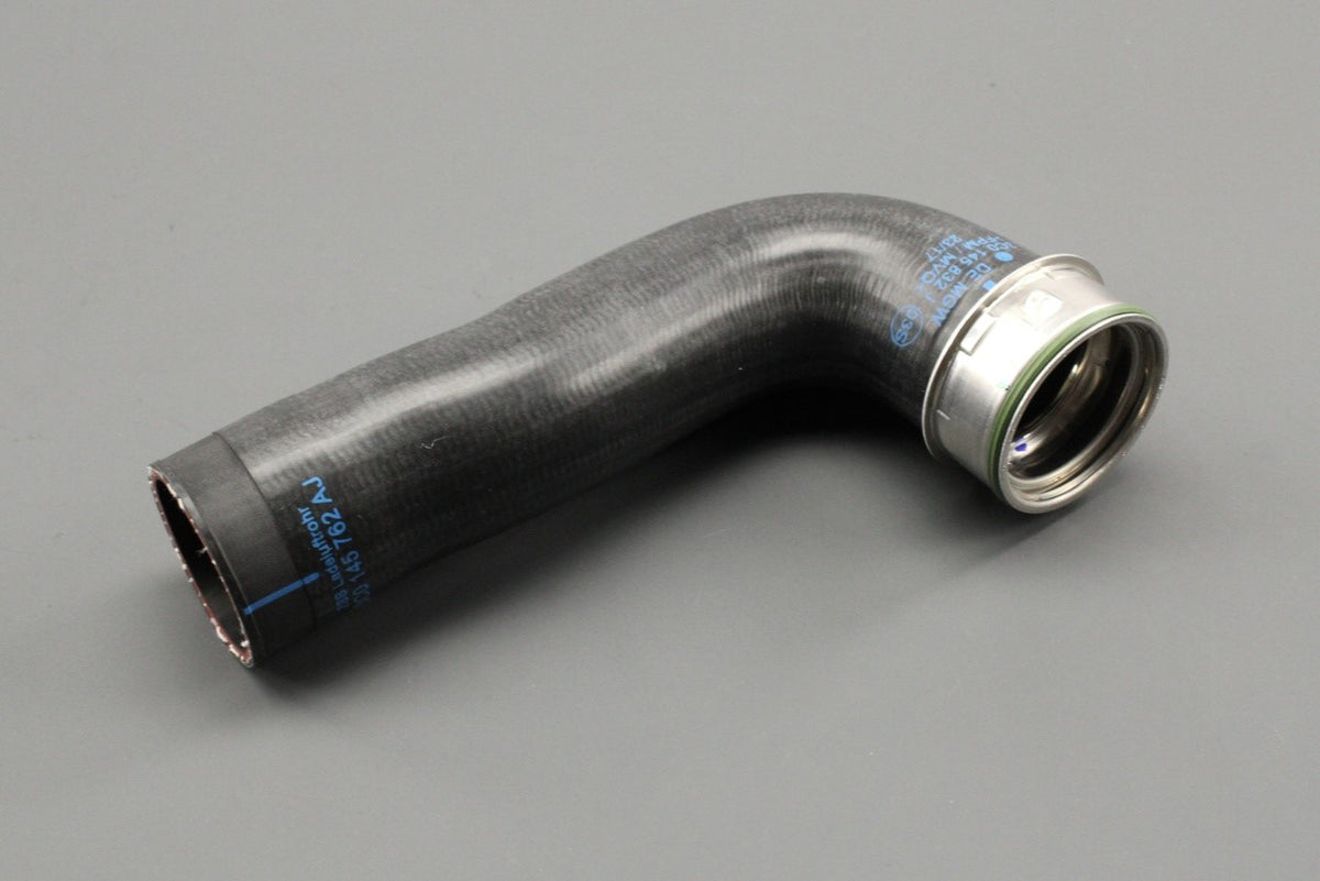 VW Golf MK5 Audi Skoda SEAT 1.9 2.0 TDI boost pressure hose 3C0145832J, view 1