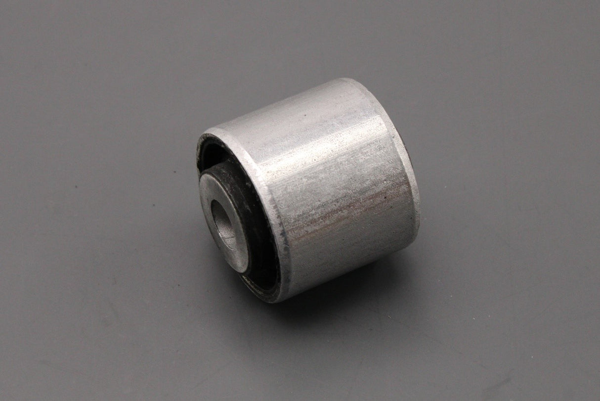 Audi A4 RS4 A5 A6 RS6 A7 A8 Q5 front lower arm bush (outer) 4E0407181B