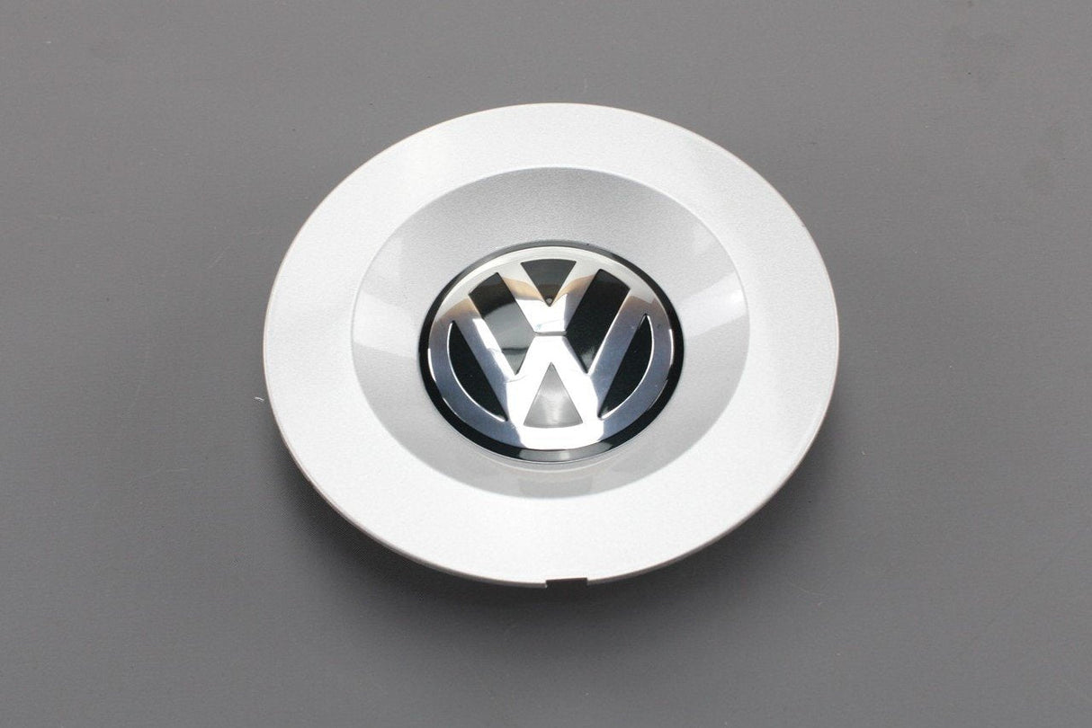 VW Passat B5.1 2001-05 Alloy wheel centre cap dish cover 3B0601149K GRB