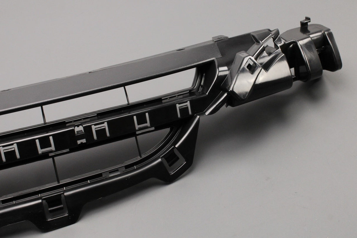 BMW 1 Series F20 F21 2010-15 front bumper grille (lower) 51117245733