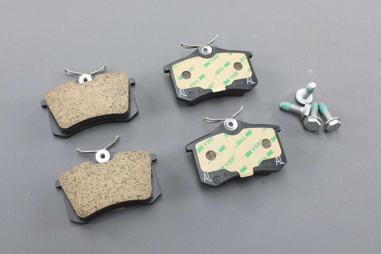 VW Beetle 2017-19 Jetta 2015-18 rear brake pads (253x10mm) 5C0698451C