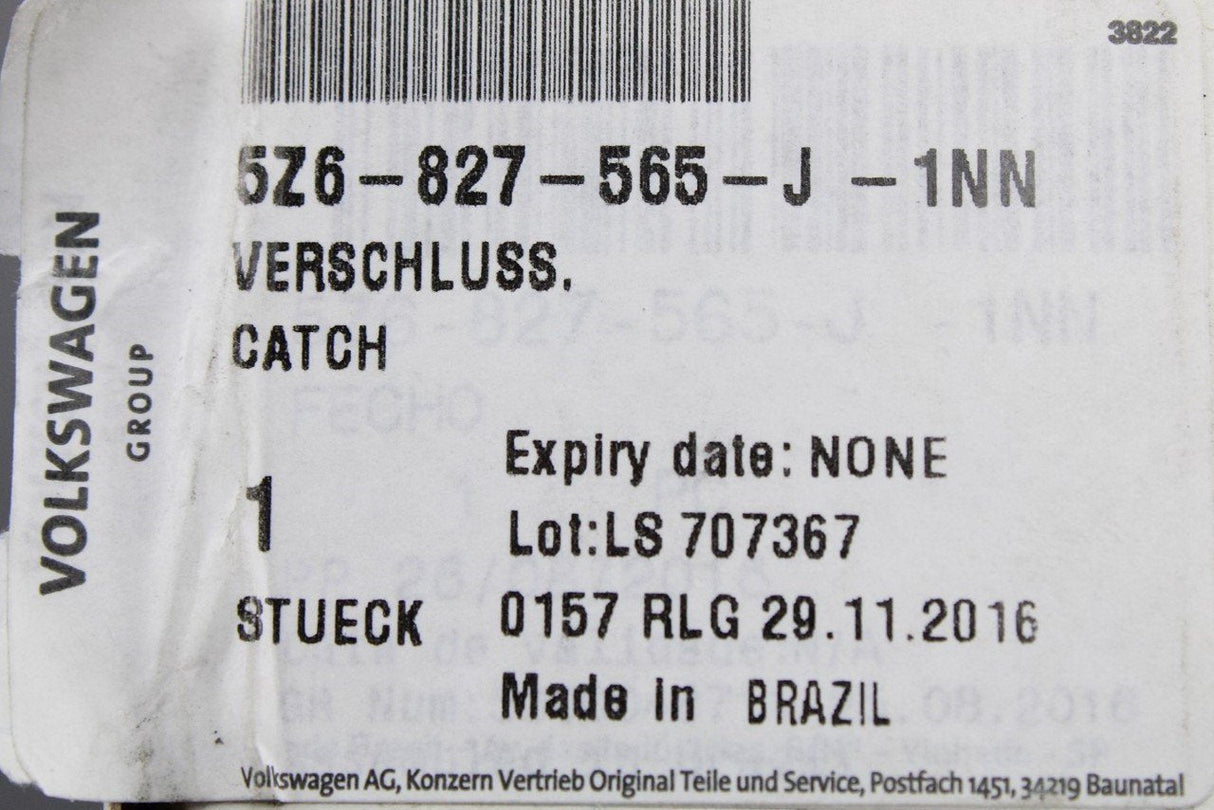 VW Fox 2005-10 tailgate boot lid handle (central locking) 5Z6827565J 1NN