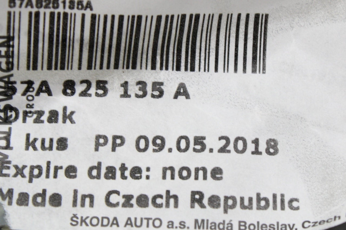 Skoda Karoq 2018-on rear support bracket (centre) 57A825135A