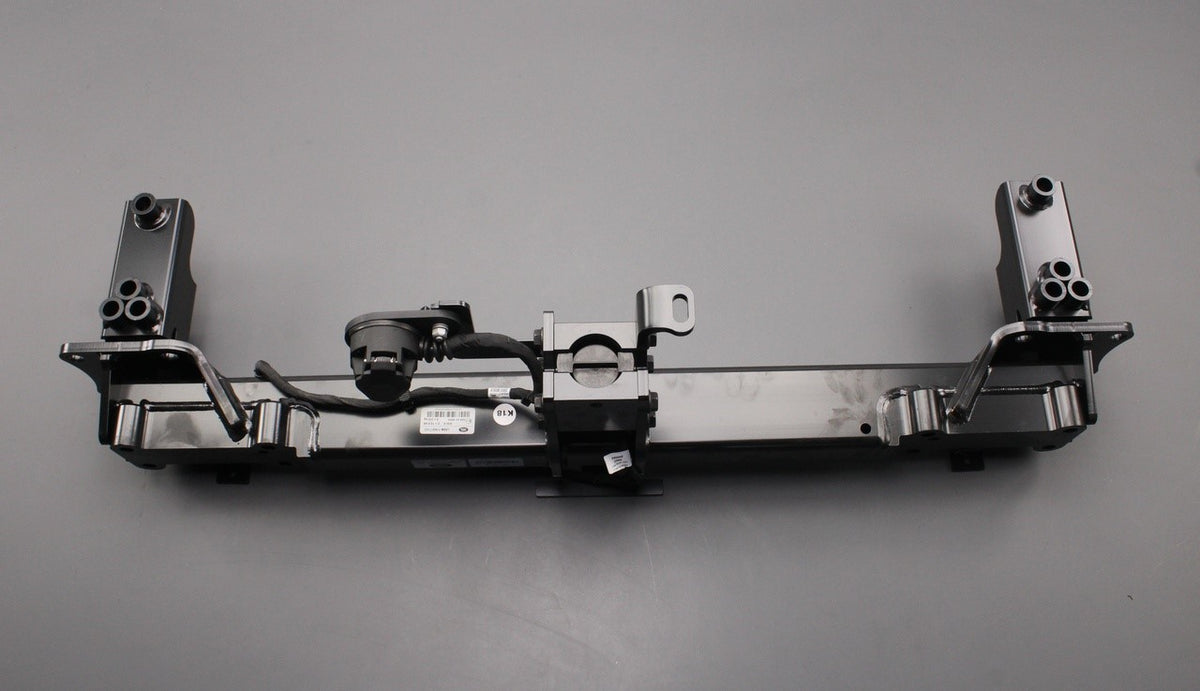 Land Rover Defender L663 2020-on detachable tow bar LR130330, view 1