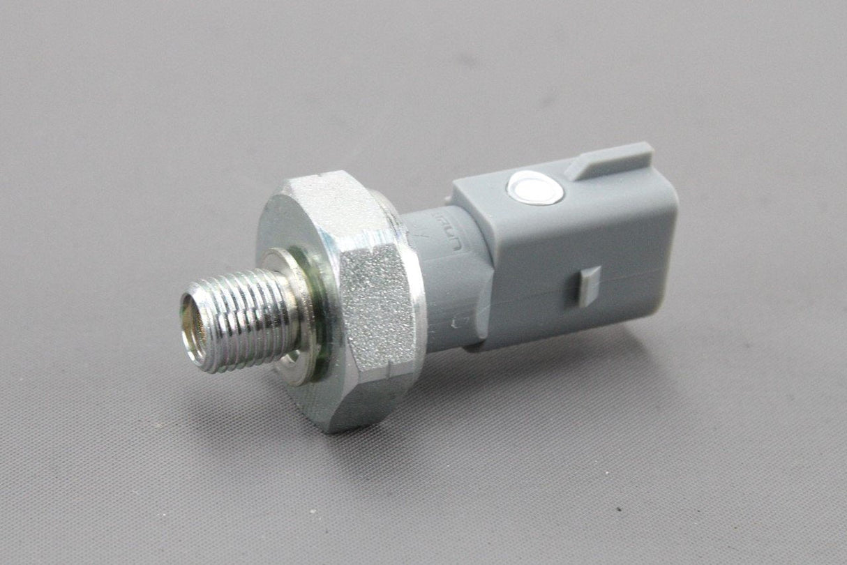 VW Audi Skoda SEAT 1.6 2.0 TDI oil pressure switch 2.0-2.7BAR 03N919081