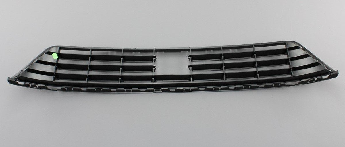 VW Golf R MK7 2013-16 centre lower front bumper grille 5G0853677G 041