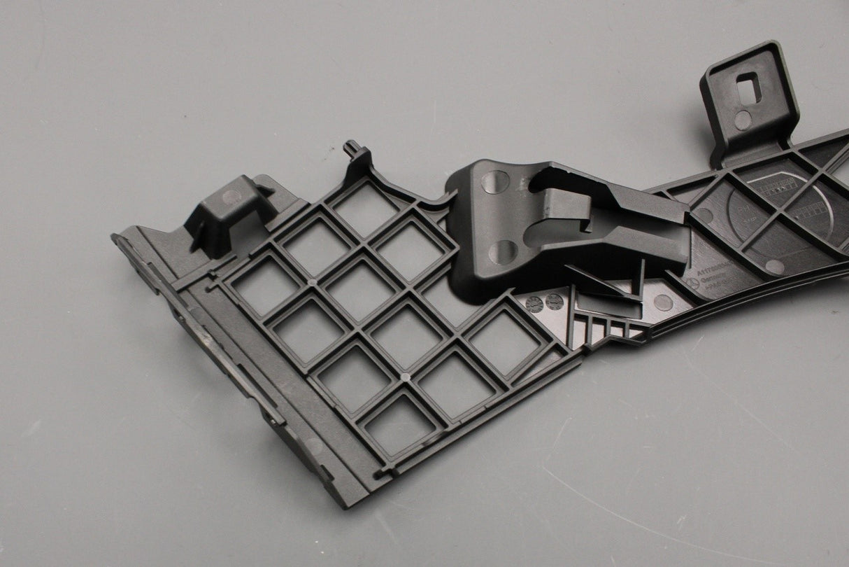 Mercedes-Benz CLA 2013-2019 front bumper bracket (right) A1178856400