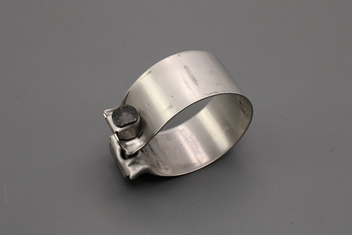 BMW 2' 3' 4' 5' 6' 7' X3 X4 X5 exhaust clamp (after dpf) 18308478401