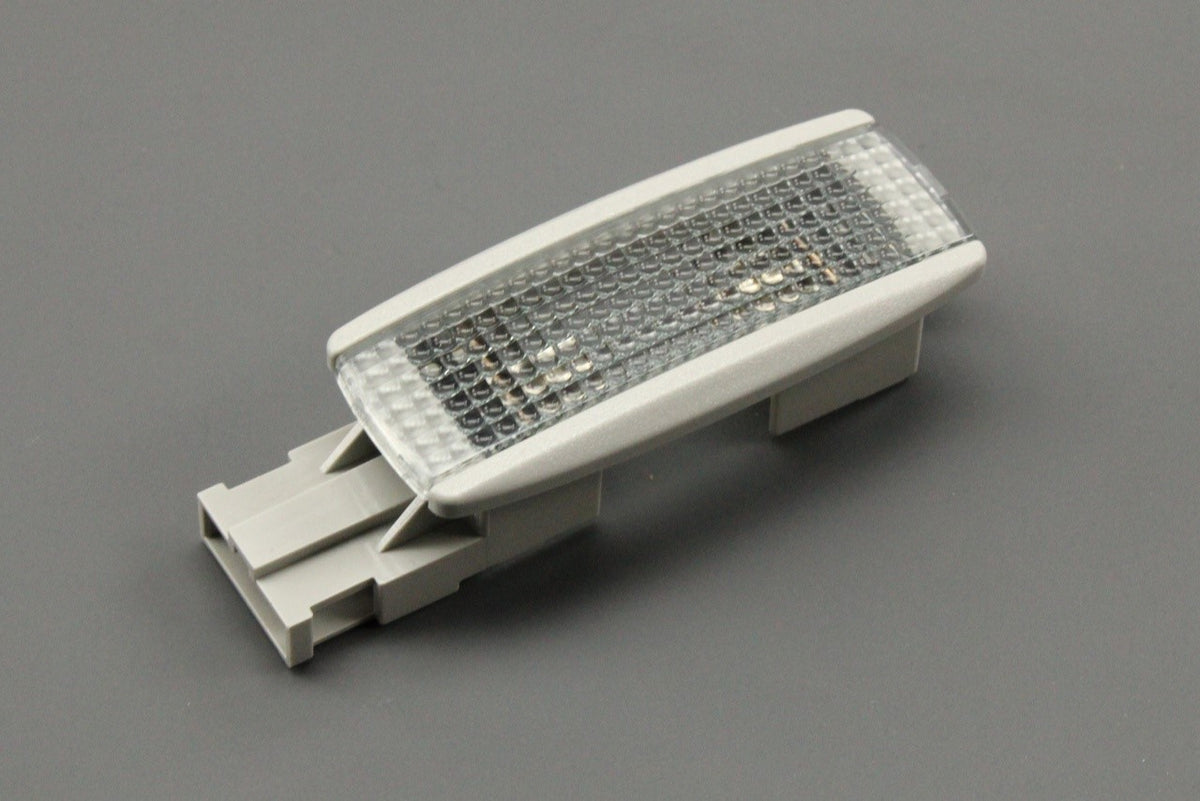 VW Audi Skoda SEAT interior reading light 3B0947109 Y20, view 1