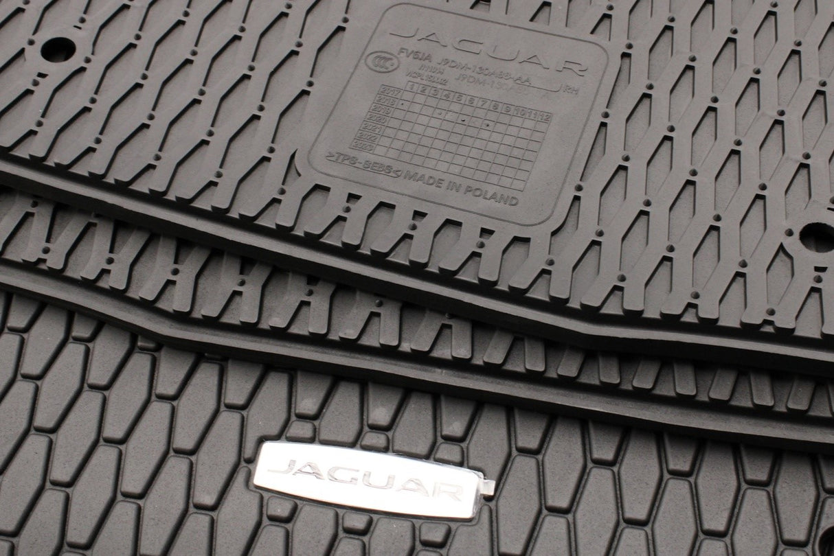 Jaguar I-Pace 2015-2025 RHD all weather floor mats set T4K1599