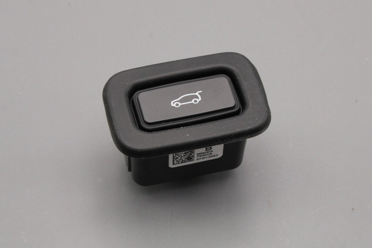Land Rover Range Rover interior tailgate closing switch LR107869