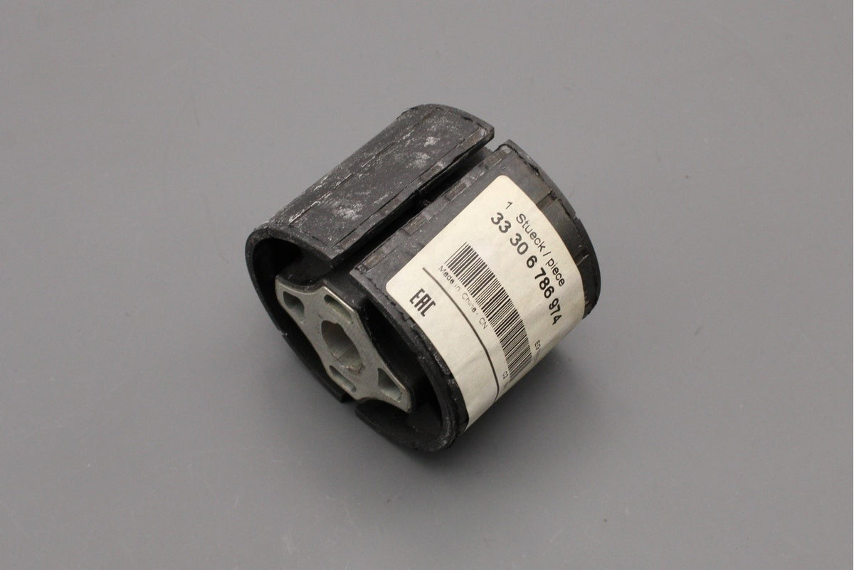 BMW X3 F25 09-17 X4 F26 13-18 rear subframe rubber bush 33306786974, view 1