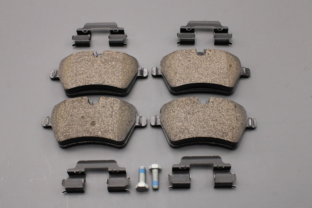 MINI R50 R52 R53 R55 R56 R57 R58 R59 brake pads kit (front) 34116778320, view 1