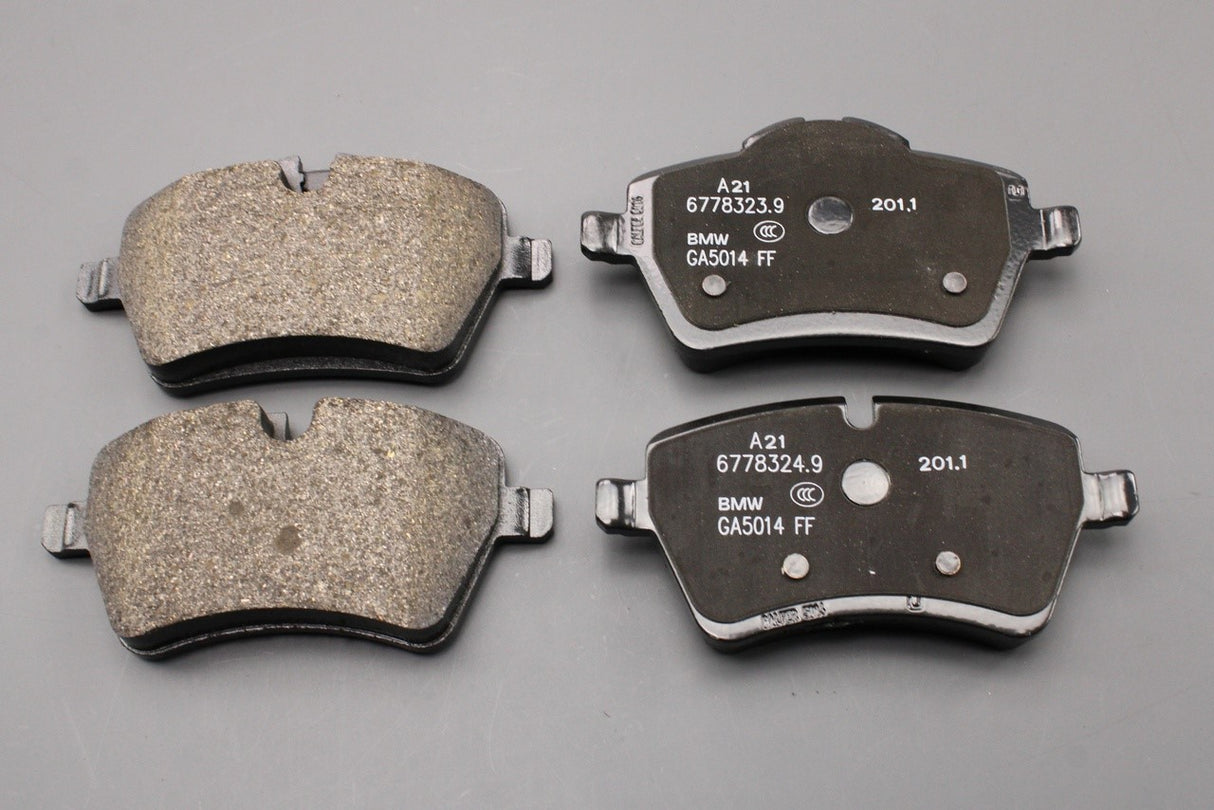MINI R50 R52 R53 R55 R56 R57 R58 R59 brake pads kit (front) 34116778320