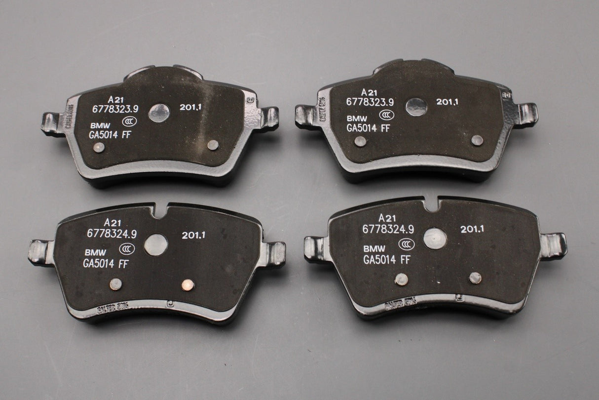 MINI R50 R52 R53 R55 R56 R57 R58 R59 brake pads kit (front) 34116778320