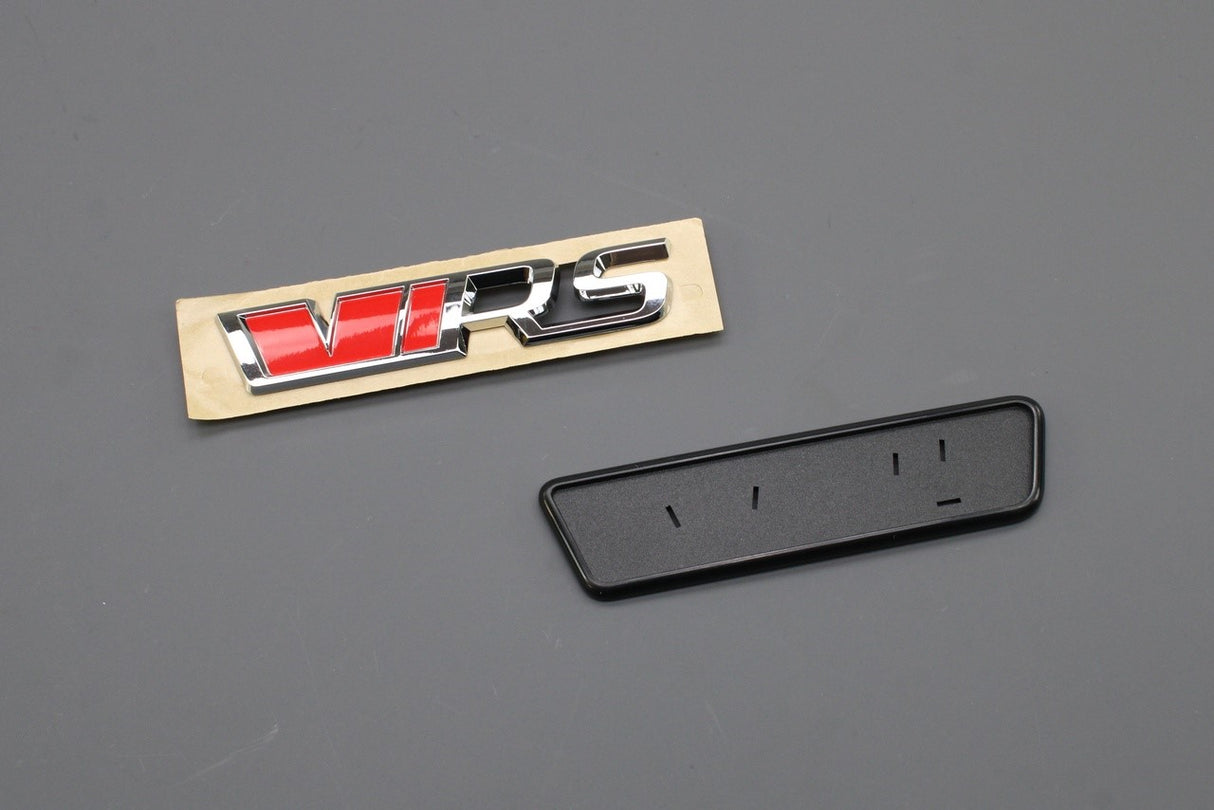 Skoda Octavia VRS 2020-on front VRS badge and mounting 5E3853736A ZD4