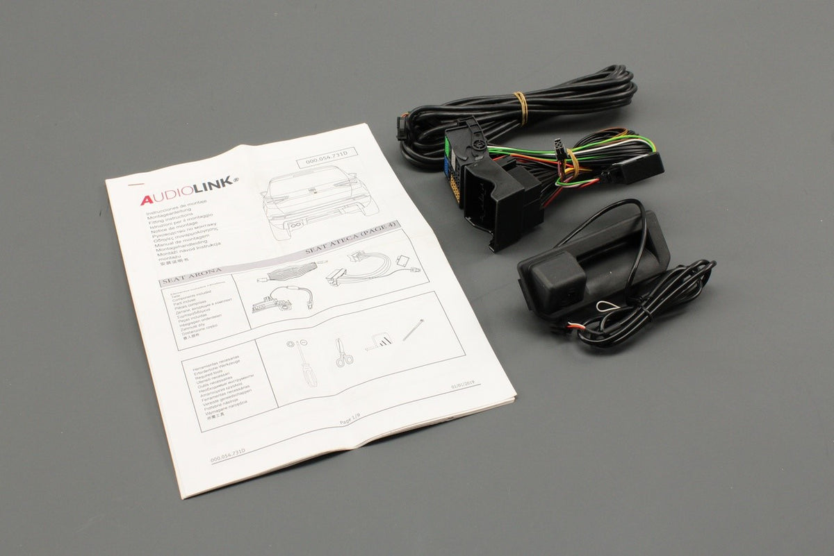 SEAT Arona 18-on Ateca 16-on reversing rear view camera kit 000054731D, view 1
