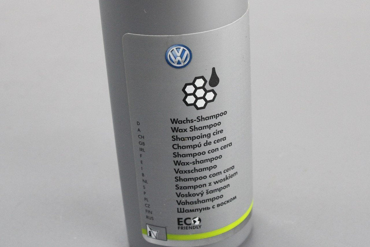 VW Volkswagen wax shampoo (250ml bottle) 000096315B