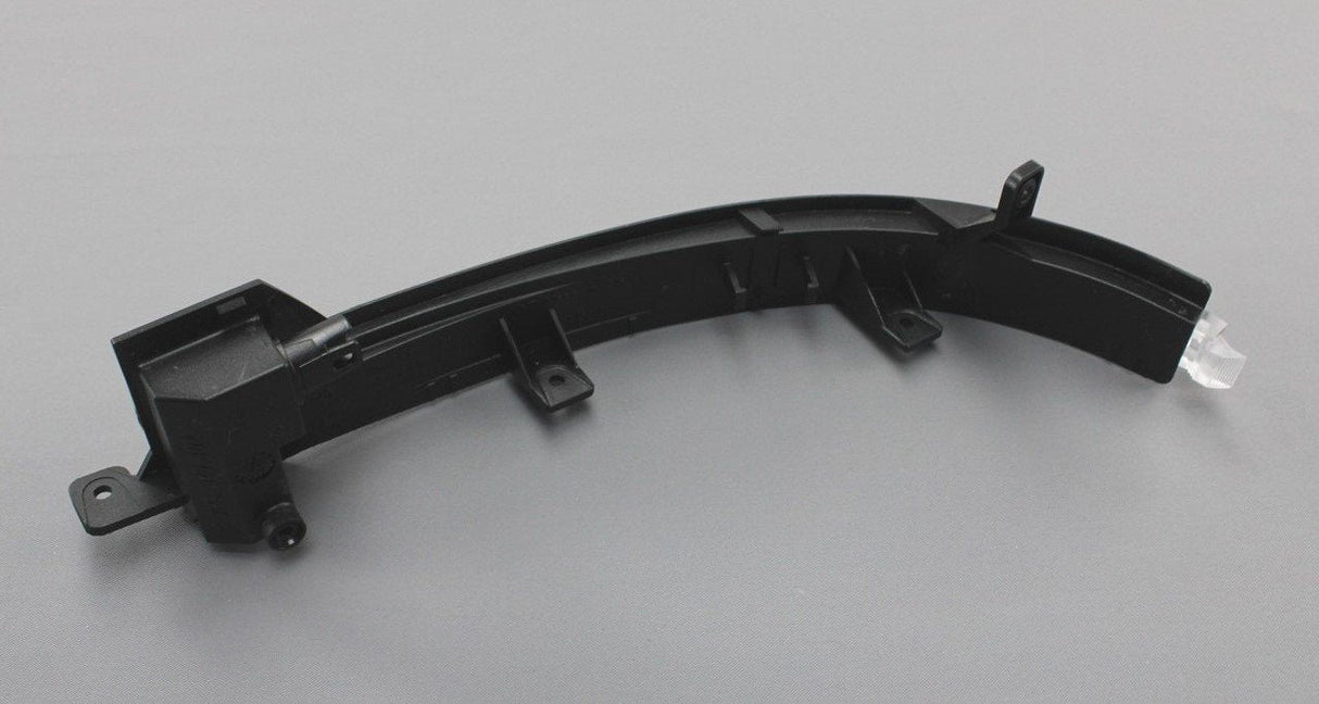 VW Touareg 7P 2011-18 wing mirror indicator repeater (right) 7P6949102