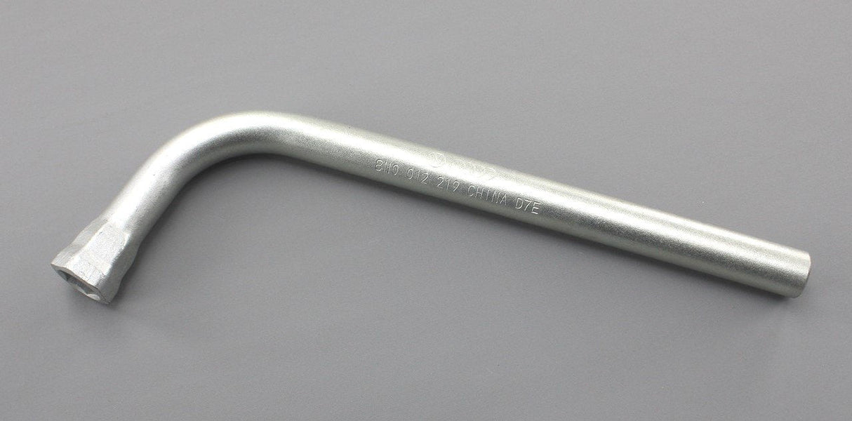 VW Audi SEAT spare wheel tool kit wheel bolt brace socket 8N0012219
