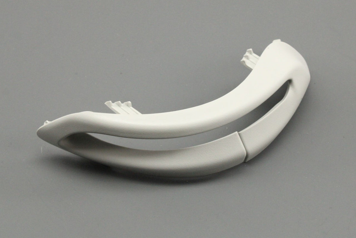 Land Rover Discovery Sport 15-on 3rd row seat belt guide bezel (right) LR060573, view 1