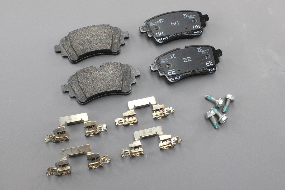 Audi Q5 SQ5 2018-On rear brake pads for 330x22mm discs 80A698451G, view 1