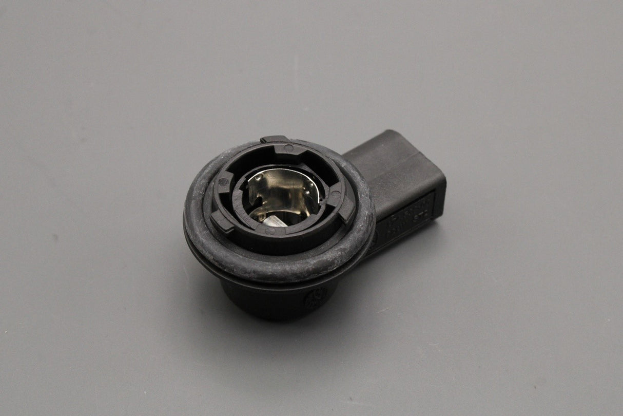 VW Polo 6R 6C Passat Skoda Fabia Superb DRL light bulb holder 6R0953123A