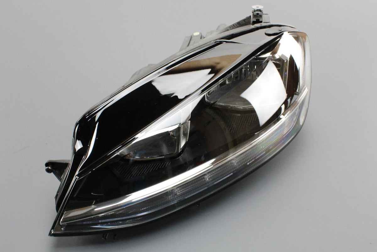 VW Golf MK7.5 17-20 complete halogen headlight RHD (left) 5G2941005D, view 1