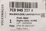 VW Crafter 17-on bulb carrier holder with gasket (rear left) 7C0945257A