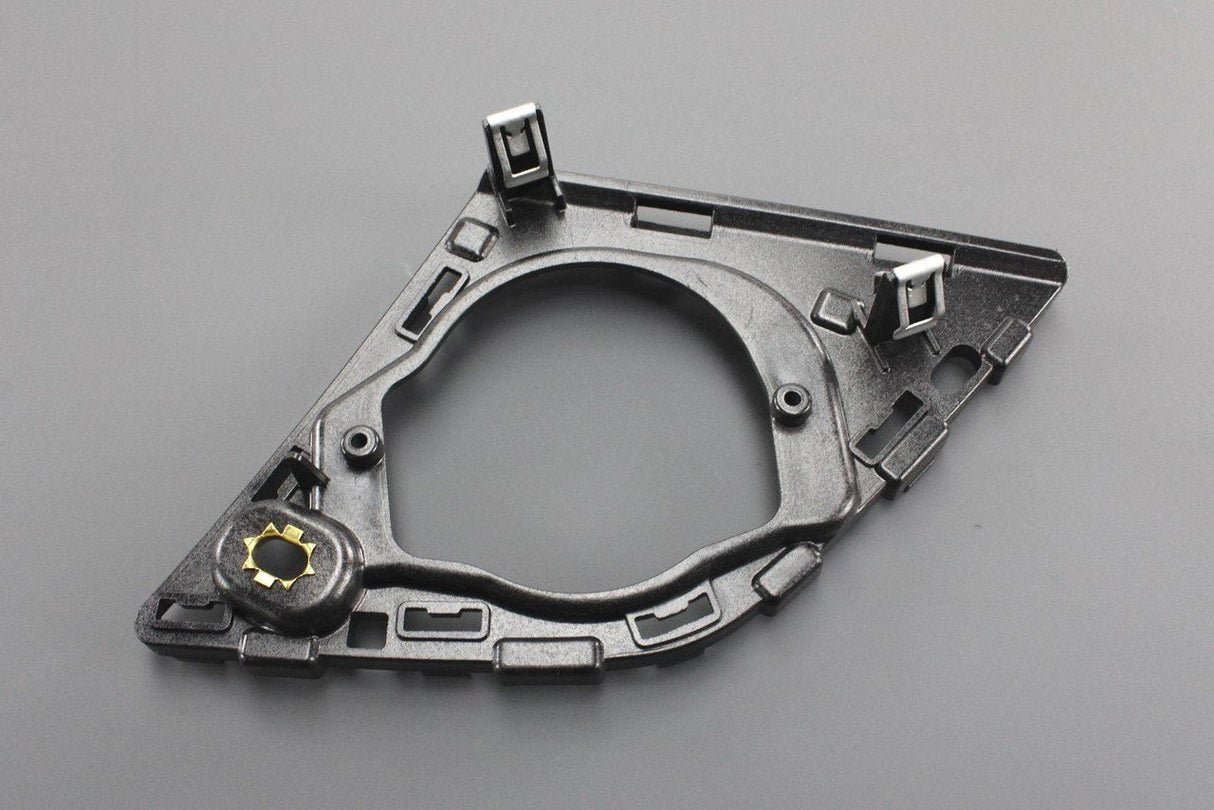 Audi Q7 Q8 RSQ8 dashboard speaker holder bracket (right) 4M0035428