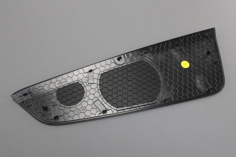 Audi Q7 Q8 RSQ8 centre dashboard speaker trim black (RHD) 4M8857367A 6PS