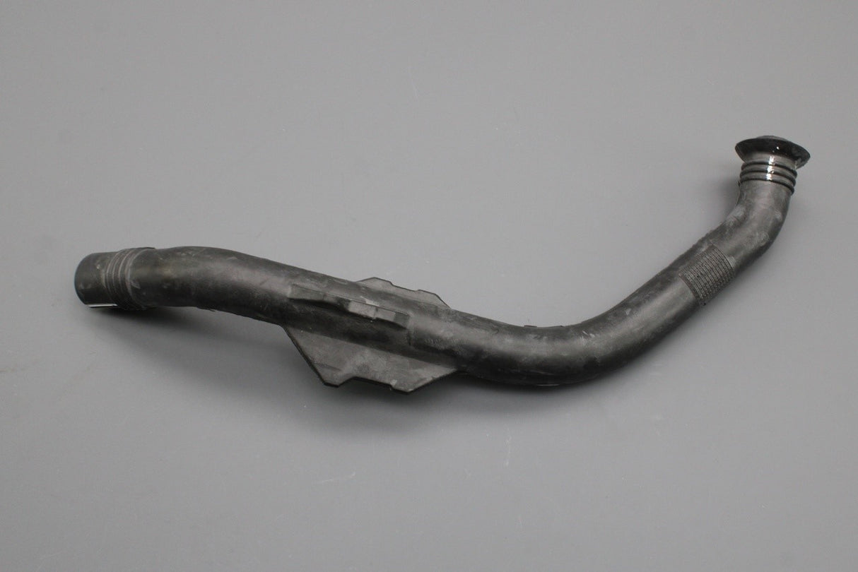 Audi TT TTS TTRS Roadster 2015-24 water drainage hose (left) 8S7825597B