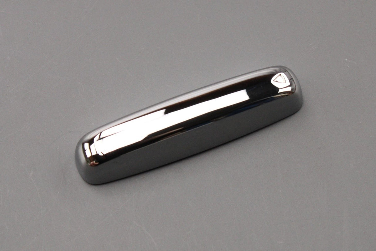 Land Rover Discovery 2010-on Feelander 2006-2014 chrome key end cap LR050788