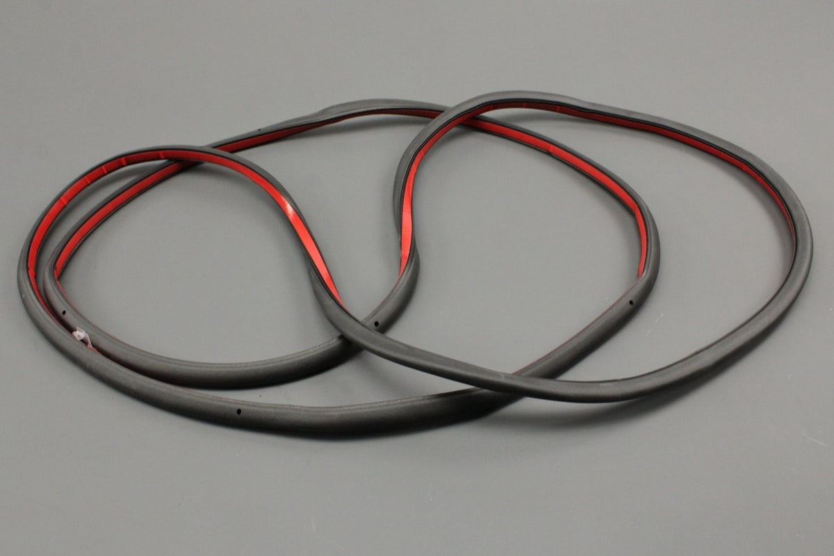 Range Rover Velar 2017-on front door seal (inner) LR138449, view 1