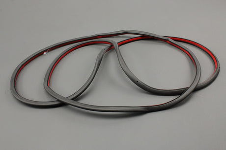Range Rover Velar 2017-on front door seal (inner) LR138449