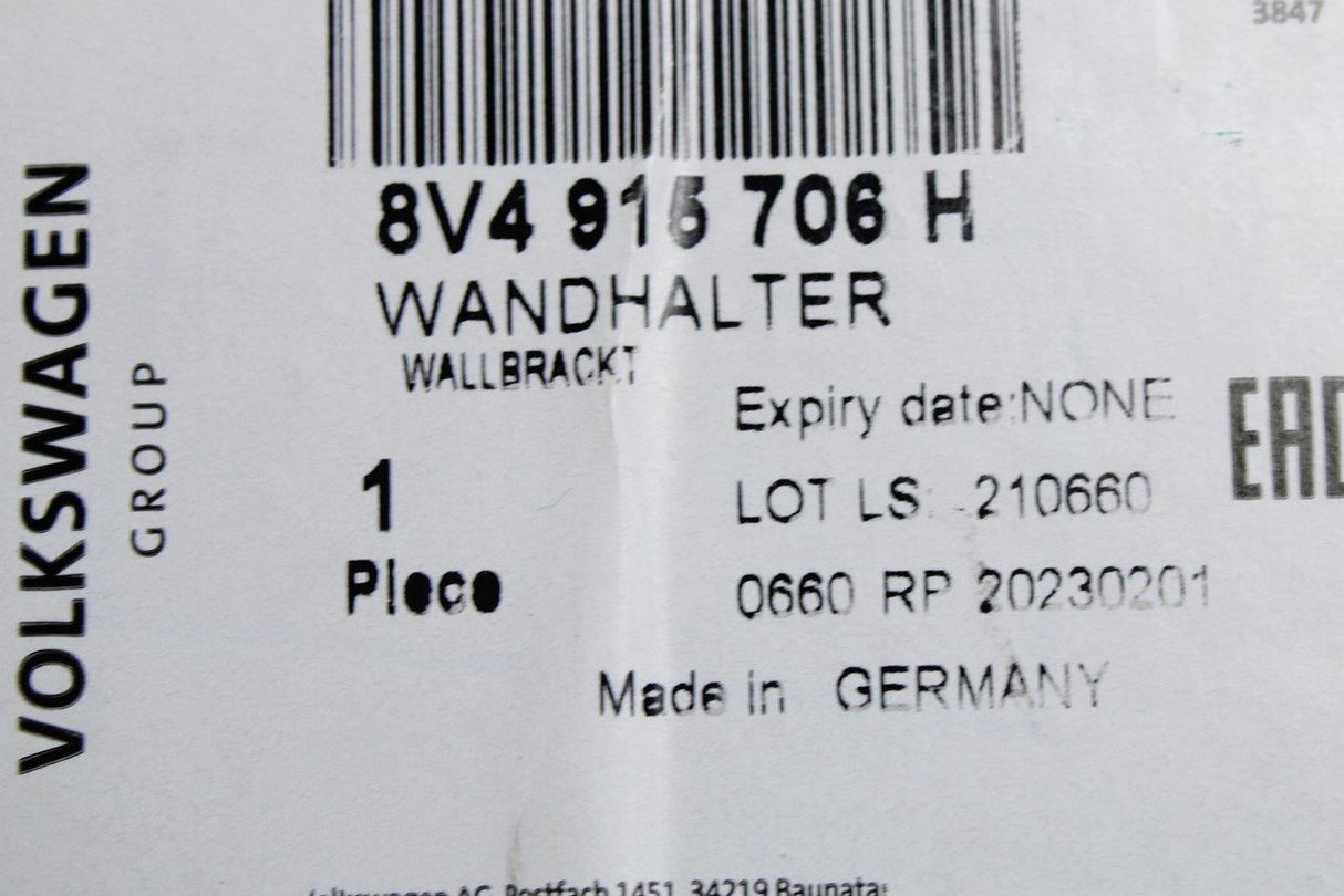 Audi A3 A6 A8 e-tron 2019- charging cable wall bracket type 2 8V4915706H
