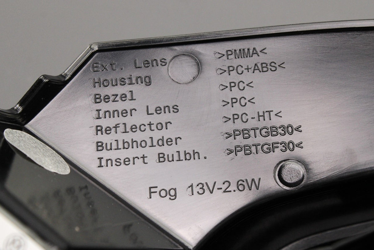 VW Transporter T6.1 right halogen tail light (tailgate model) 7LA945096K