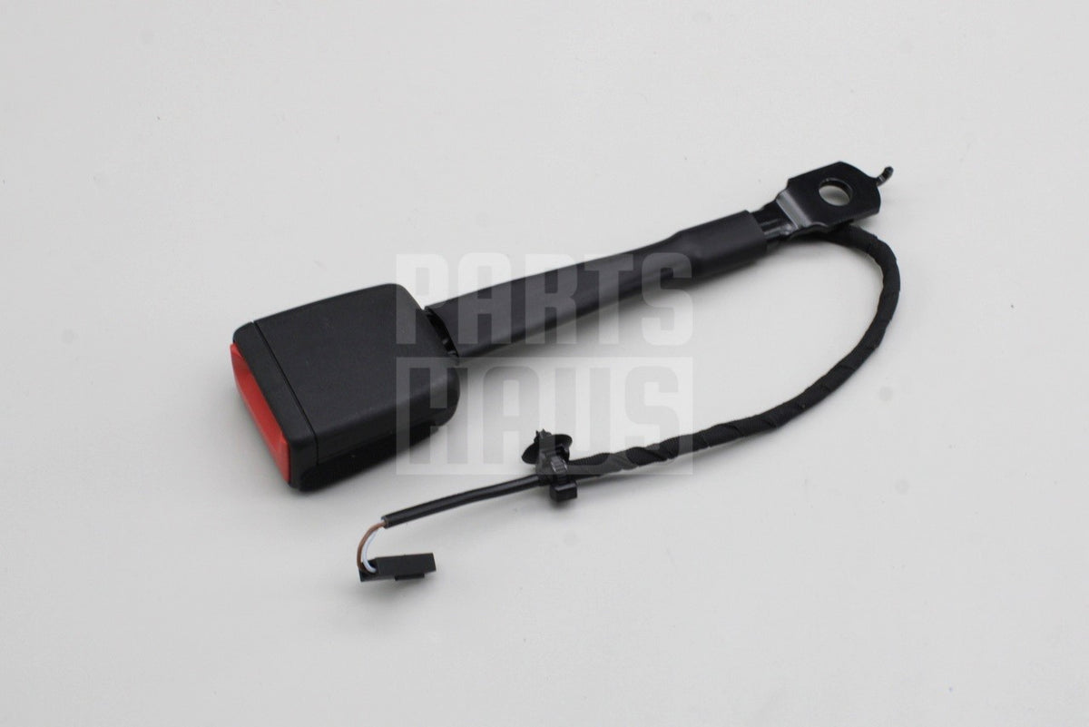 VW Tayron Tiguan Skoda front safety seat belt buckle 571857755A MNB