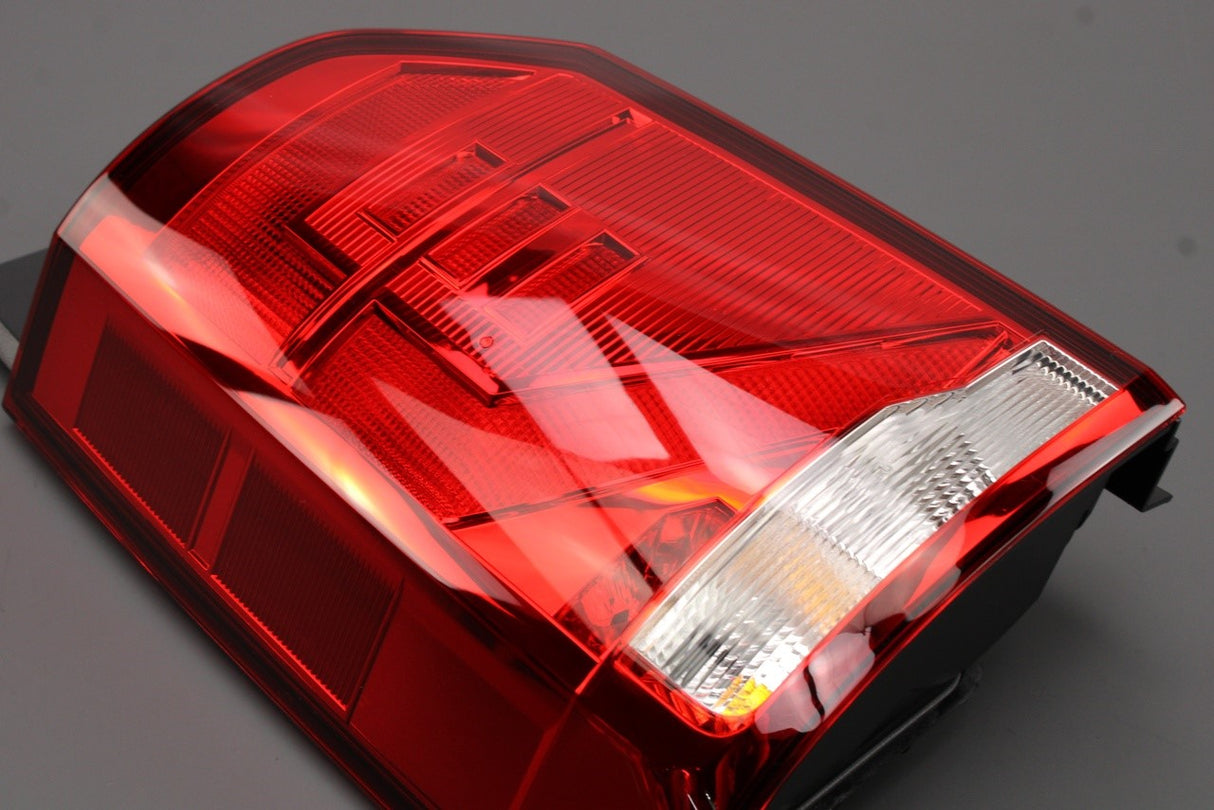 VW Transporter T6.1 left halogen tail light (tailgate model) 7LA945095K