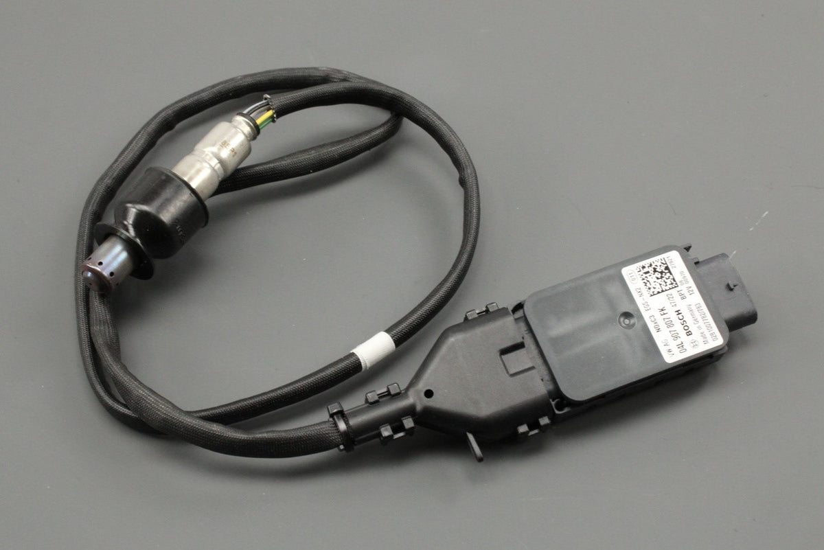 Audi Q3 Sportback 2019-on diesel NOx sensor (after catalyst) 04L907807FK, view 1