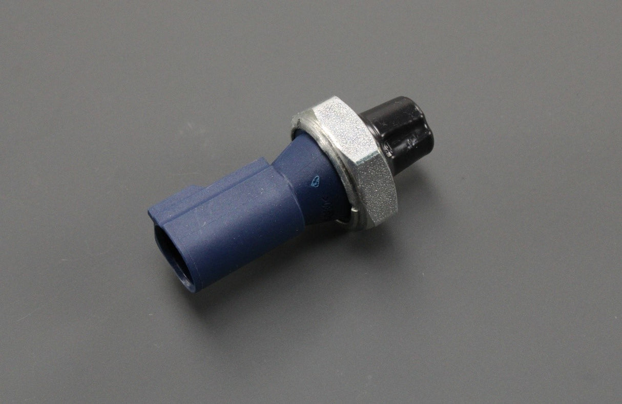 VW Audi Skoda SEAT various engines oil pressure switch 04E919081A